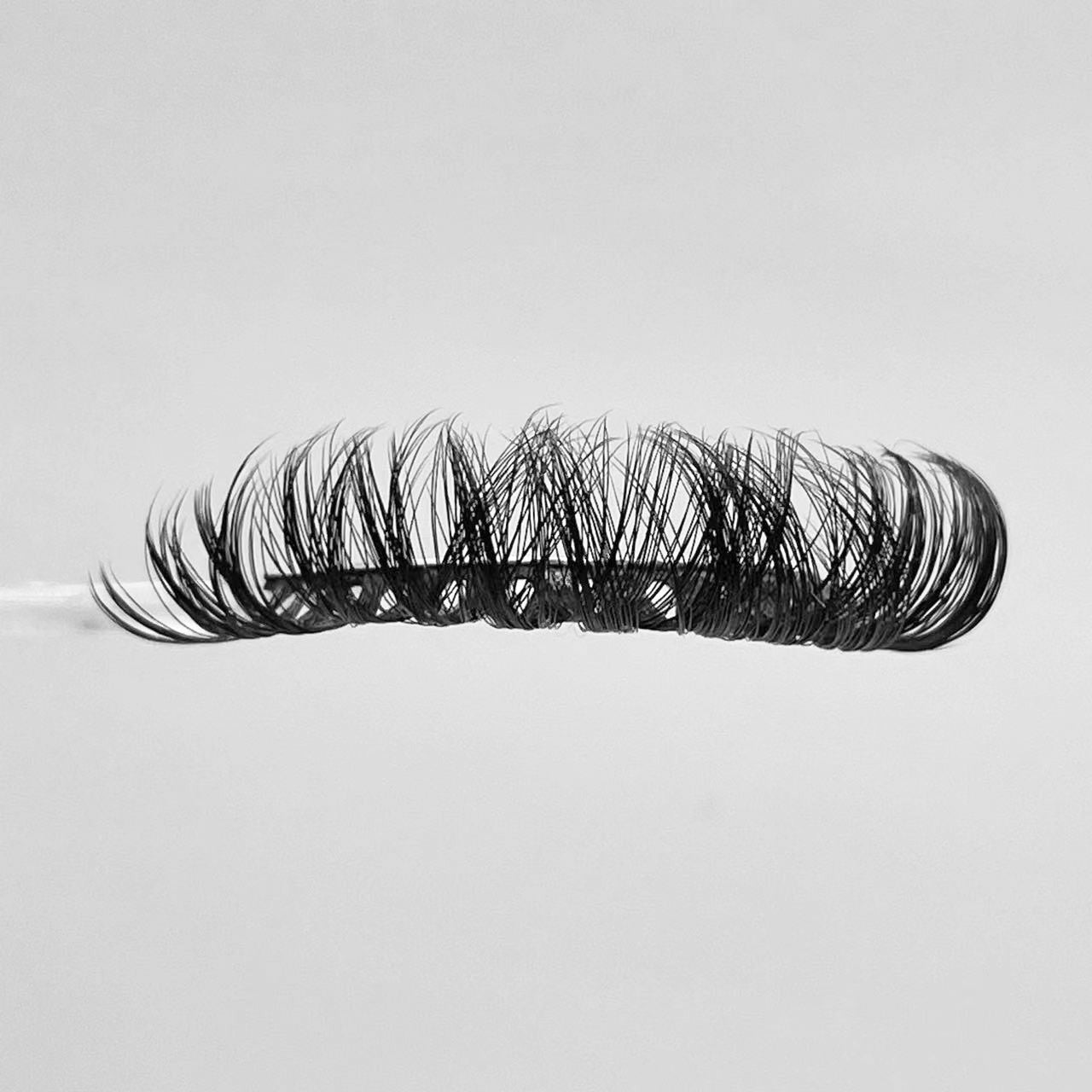 20mm Russian Curl Lashes X611-20E