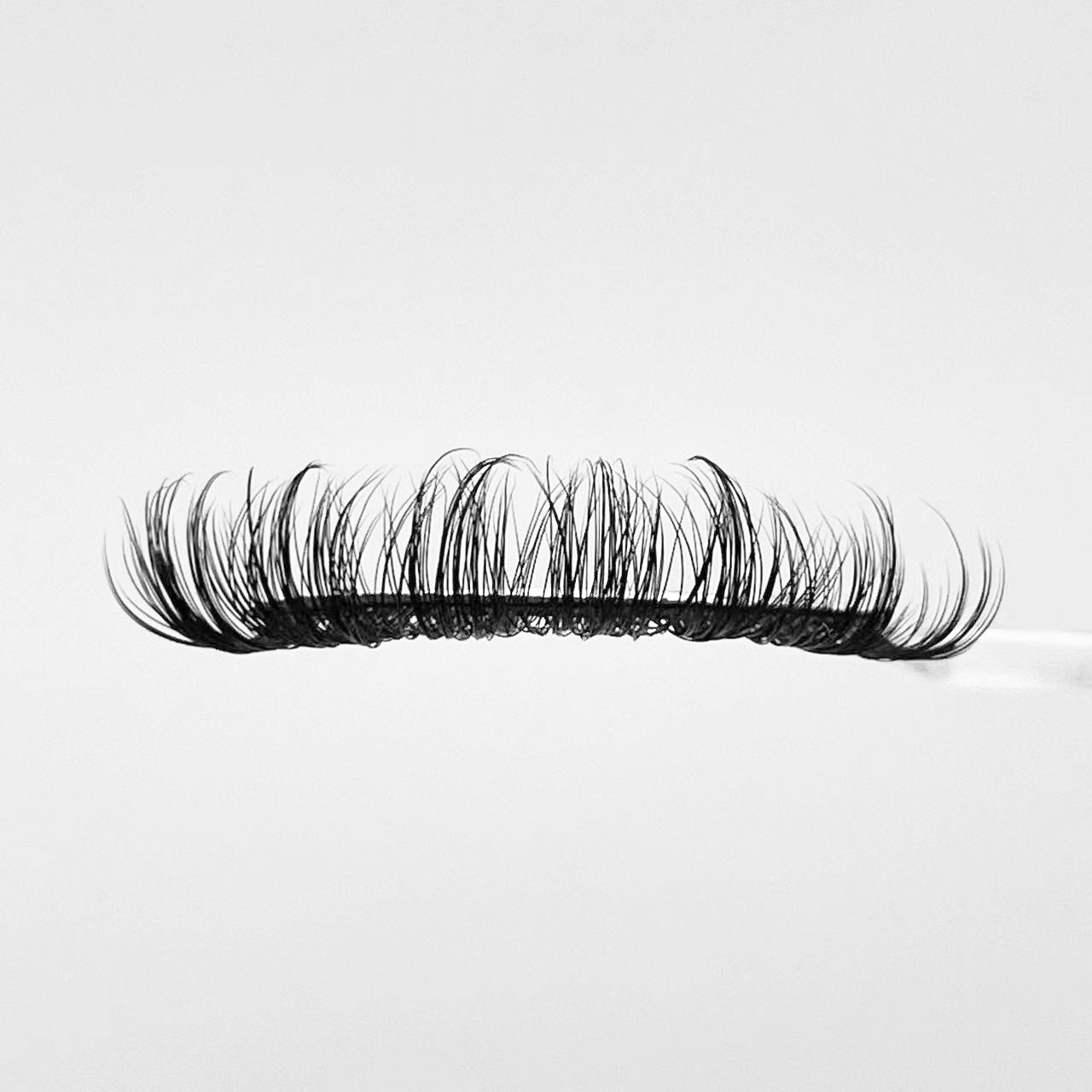 15mm Russian Curl Lashes X033E